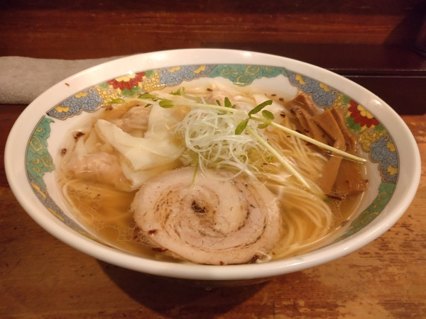 「雲呑入り塩ソバ」@ラーメン専門店 なんぞの写真