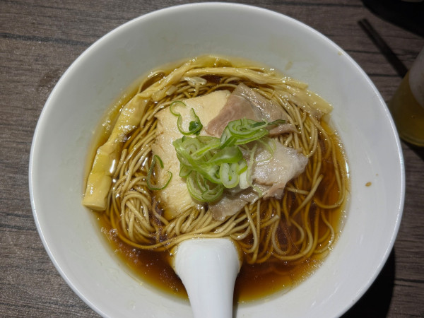「醤油らぁ麺」@麺屋 律の写真