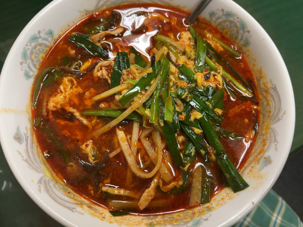 「旨辛ニララーメン910円」@銀座 きもりの写真