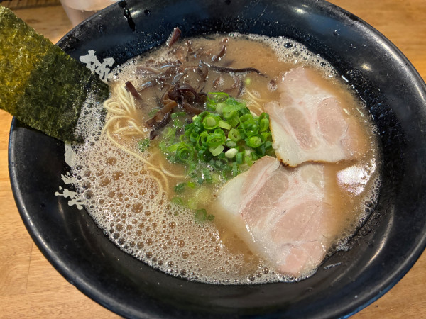 「豚骨ラーメン」@博多一瑞亭 三田店の写真