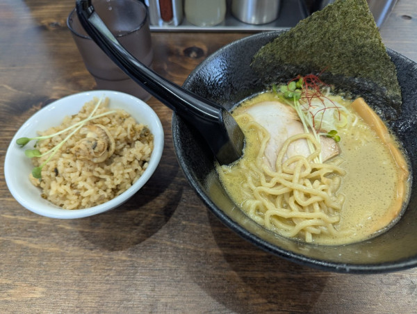 「濃厚牡蠣そば1000円＋貝飯220円」@貝だしラーメン 貝ガラ屋 町田の写真