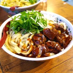 特盛＋麺１玉（＋ビーフシチュー）