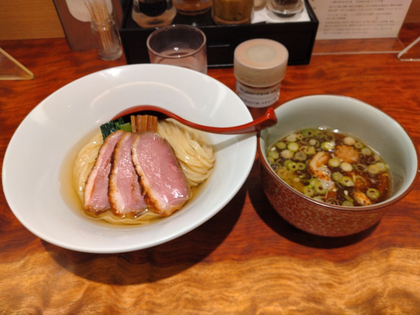 「【限定】鴨出汁昆布水つけ麺(¥1500-)」@三馬路 東京店の写真