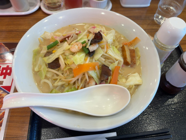 「野菜たっぷりちゃんぽん　麺2倍」@長崎ちゃんぽん リンガーハット 埼玉和光店の写真