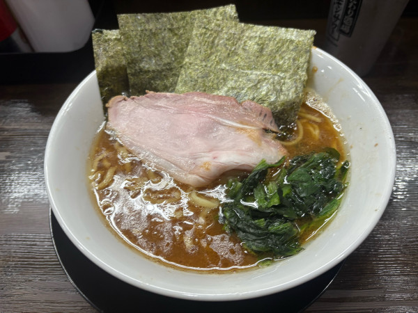 「らーめん　中　濃硬多」@家系ラーメン ゆくる家の写真