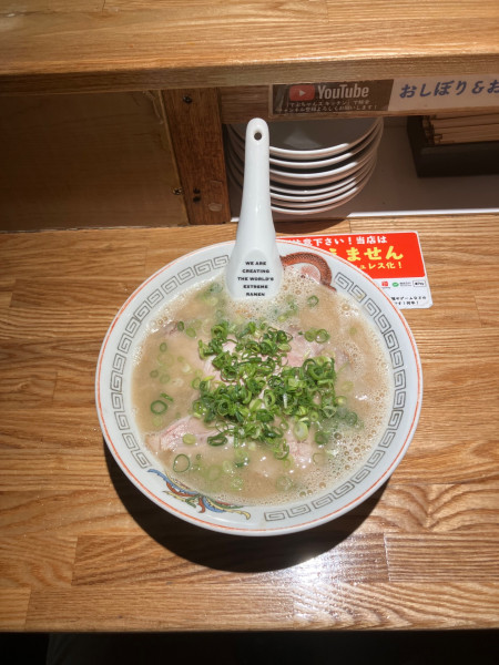 「博多ラーメン　1100円」@博多ラーメン でぶちゃん 高田馬場本店の写真