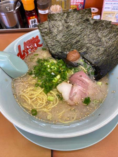 「朝ラーメン550」@ラーメン山岡家 鷲宮店の写真
