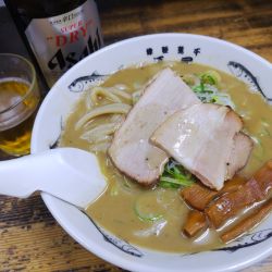 ごぐえぎ（ごくにぼ）980円 スーパードライ600円