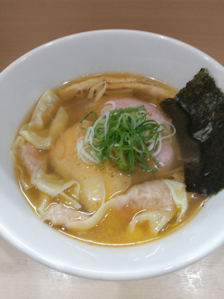 「ワンタン塩中華そば」@手揉み中華そば 中村の写真