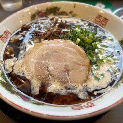黒だるまラーメン