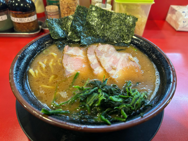 「チャーシューメン・中盛」@家系ラーメン 熊田家の写真