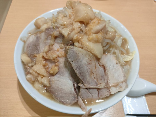 「ラーメン」@RAMEN .R 難波店の写真