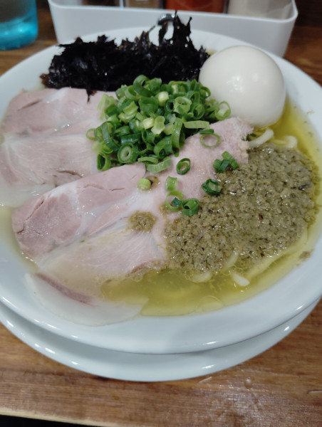 「特製牡蠣塩ラーメン」@無冠 阿佐ヶ谷の写真