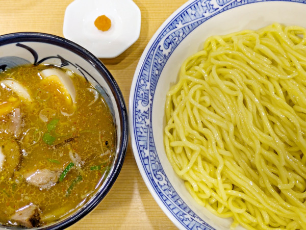 「特製つけ麺+ゆず唐辛子」@中華そば 青葉 御徒町店の写真
