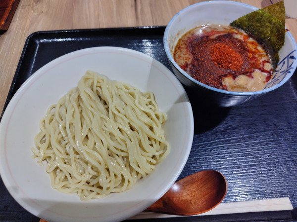 「辛辛魚つけめん　※辛め」@井の庄 光が丘店の写真