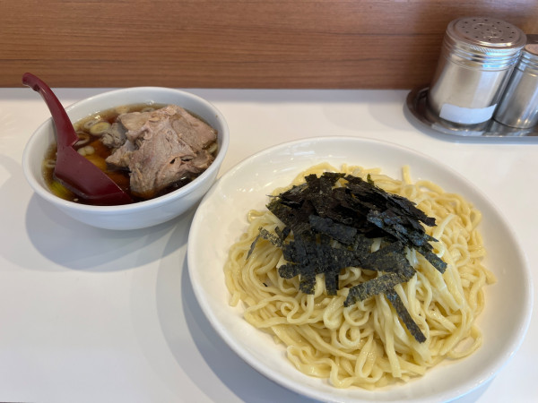 「ハーフチャーシューざるらぁめん」@らぁめん ほりうち 新橋店の写真