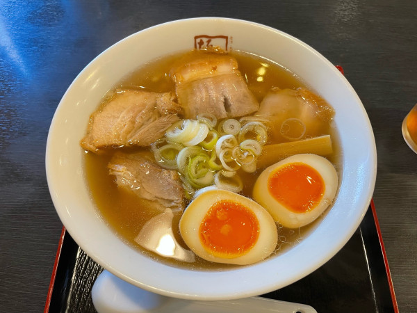 「味玉ラーメン」@喜多方ラーメン坂内 鈴鹿店の写真
