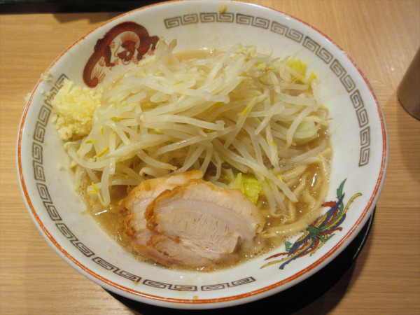 「ミニラーメン」@ラーメン豚山 吉祥寺店の写真