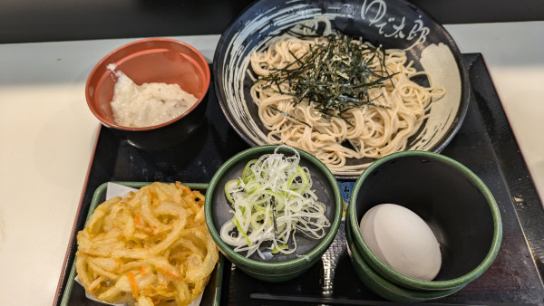 「月見芋そば、かきあげ（クーポン）」@ゆで太郎 竹橋店の写真