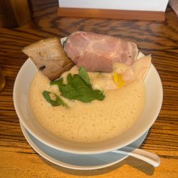 鶏豚白湯らぁ麺(ネギ抜き)