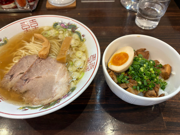 「中華そば490円、ルーロー飯350円」@活龍大衆麺処 真壁屋 土浦駅西口店の写真