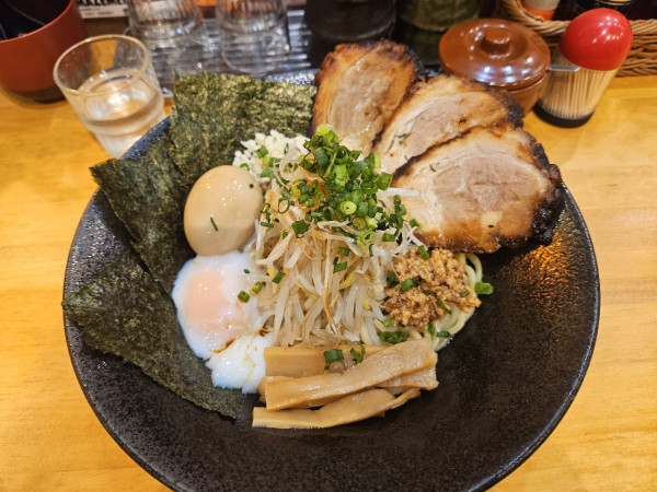 「特製91まぜめん」@まぜめん91 神峰店の写真