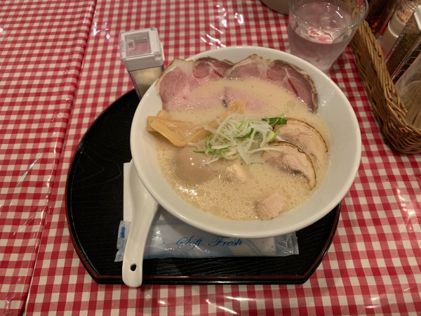 「イタリアンスタイルらーめん1,200円」@Lunaの世界の写真