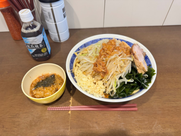 「ラーメンカツタンハリボー ちょいワカメ シビレアブラ」@ラーメン ゼンゼンの写真