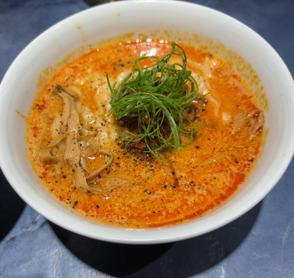 「煮干坦々」@うずとかみなりの写真