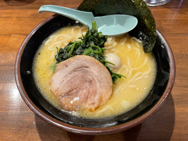 「塩ラーメン」@横濱家系ラーメン たくみ家 つくば店の写真