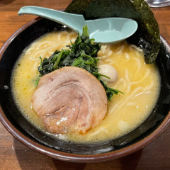 横濱家系ラーメン たくみ家 つくば店の画像