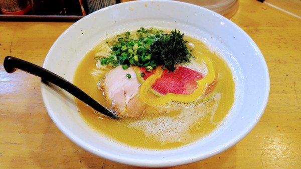 「鶏白湯 生からし(上級)」@麺場 鶏源 TORIGEN 黄金町店の写真