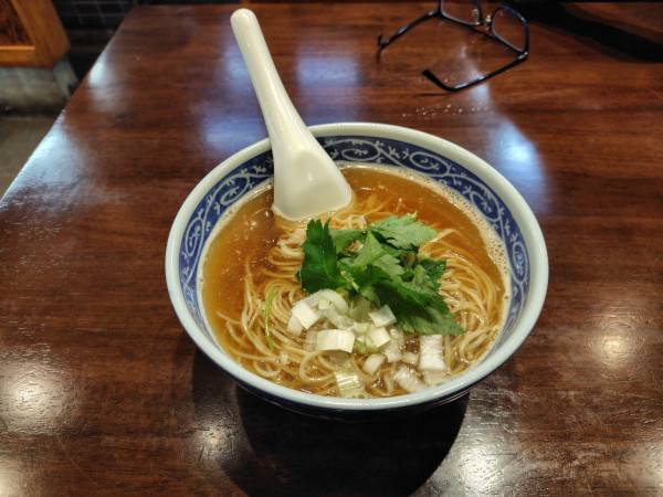 「煮干かけ+いわしそば　700+550」@寿製麺よしかわ 坂戸店の写真