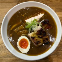 カレーらぁめん