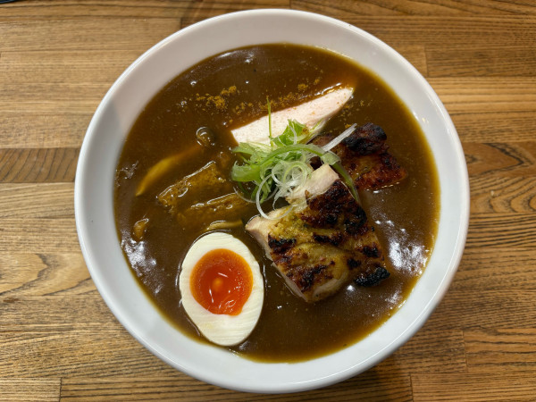 「カレーらぁめん」@麺屋 一八の写真