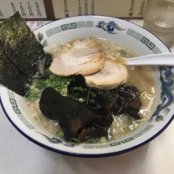 博多ラーメン 700円＋ミニライス100円