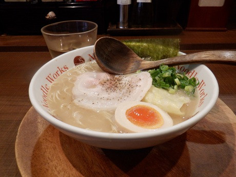 「らぅめん」@Noodle Works -BALI- 藤沢店の写真