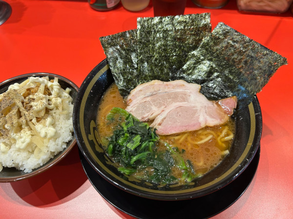 「ラーメン　ライス」@とらきち家の写真