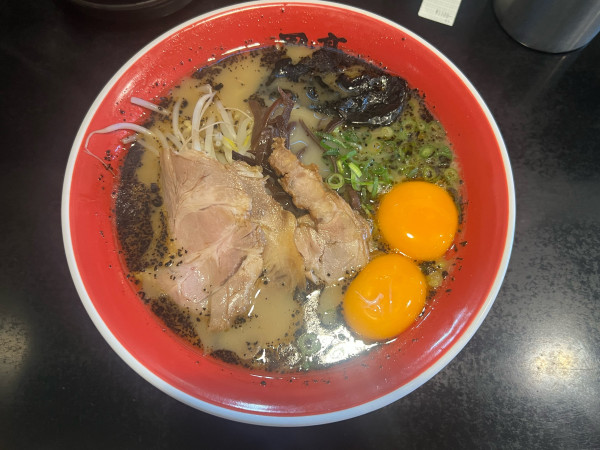 「玉子入りラーメン　1,100円」@黒亭 本店の写真