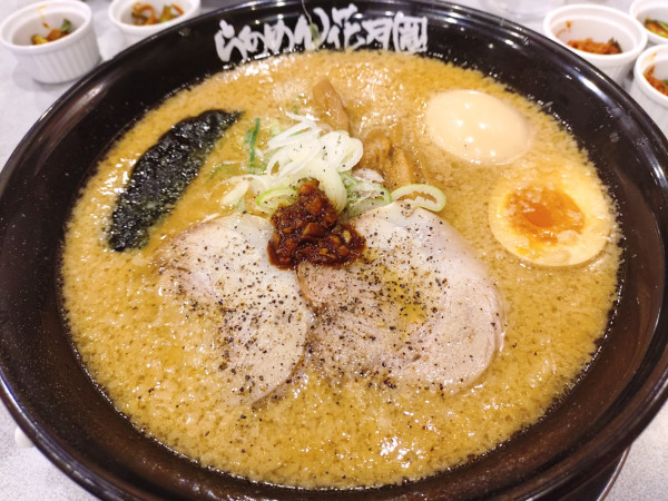 「嵐げんこつラーメン、大盛り」@らあめん花月嵐 和光市駅前店の写真