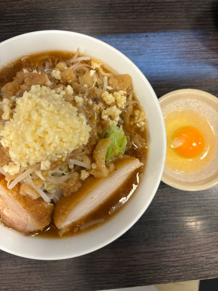 「小ラーメンニンニク脂増し」@六麓 豚らーめんの写真