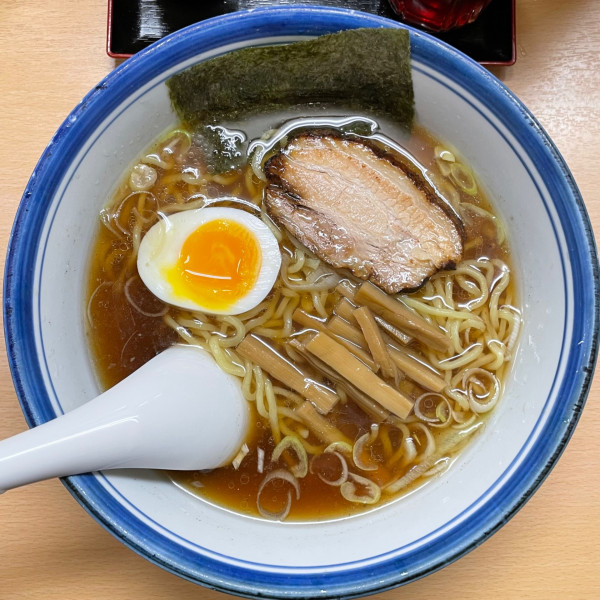 「醤油ラーメン 800円」@ら～めん盛華の写真