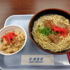 空港食堂の画像