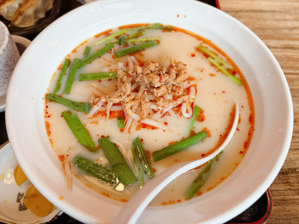 「台湾豚骨」@中国食彩 渓泉 白子店の写真