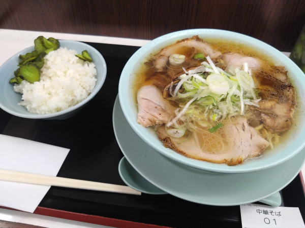 「中華そば」@新橋ニューともちんラーメン 神保町店の写真