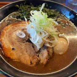 磯玉肉そば(1350円)