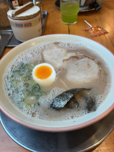 「ラーメン」@大砲ラーメン 長門石店の写真