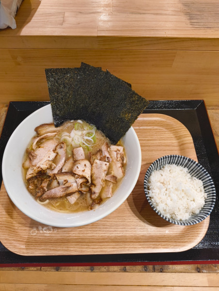 「チャーシューめん+のり　1100円」@ごん蔵の写真