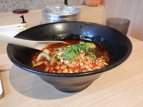 「重慶小麺／重慶ラーメン」@小魏鸭脖の写真
