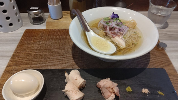 「鶏と水 濃厚 特製盛」@つくばらーめん 鬼者語 -オニモノガタリ-の写真